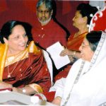 power-ladies-mrs-inamdar-with-the-president-of-india